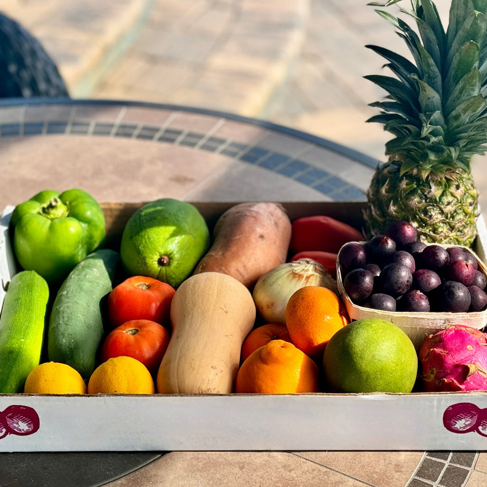 “Wolf-Farm” Weekly Seasonal Subscription Box